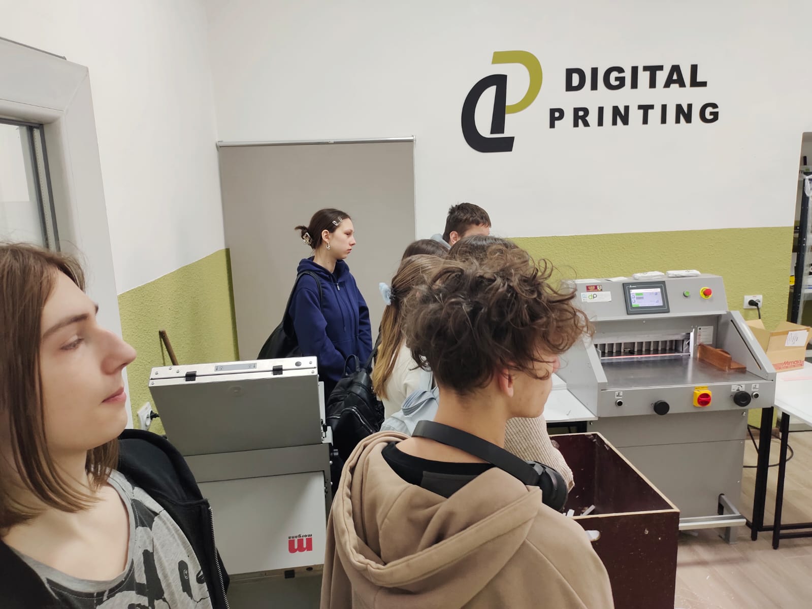 Майстер-клас з ІТ для школярів у Львівському коледжі на Федорова 9