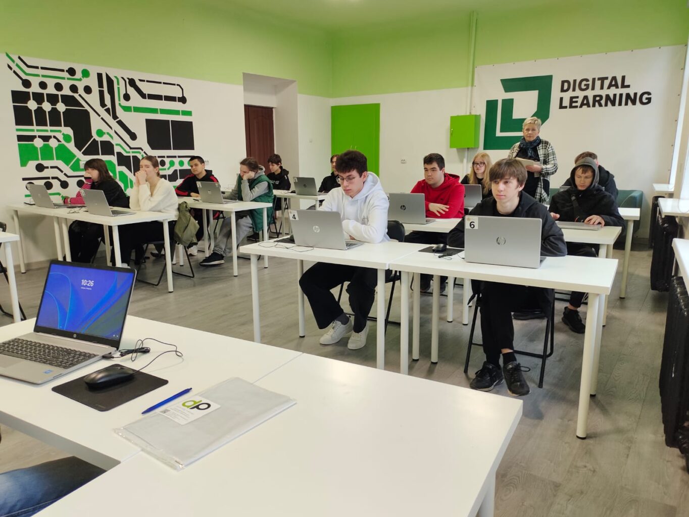 Студенти ЛПКСОП під час практичного етапу конкурсу з веб-розробки