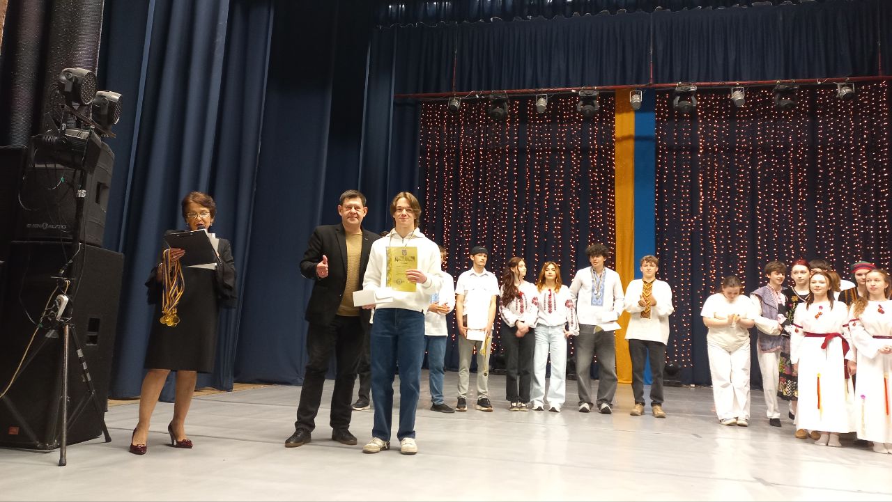 Юрій Михальчук електрогітара, ЛПКСОП